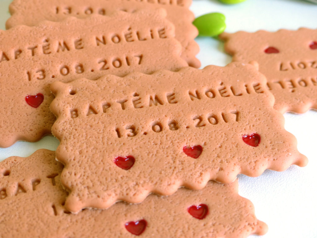biscuit cadeau invité bapteme